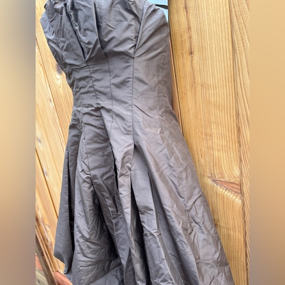 BCBG MAXAZRIA Brown
Strapless Cocktail Dress 4 - Picture 2 of 8